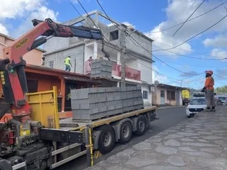 Sébastien Lecornu à Mayotte, dix-neuf mois après le cyclone Chido, «la crise la plus difficile à surmonter depuis 2019»