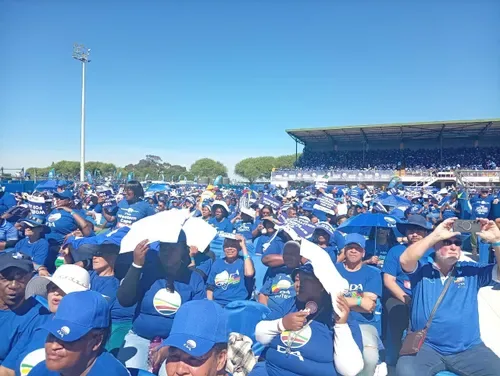 Hill-Lewis targets jobs and crime ahead of Western Cape local elections