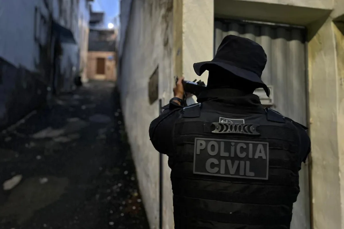 Delivery do crime: PCBA mira grupo por venda de arma nas redes sociais