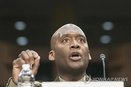 주한미군사령관 "대규모 지휘소연습서 벗어나 분산형훈련 필요"(종합2보)
