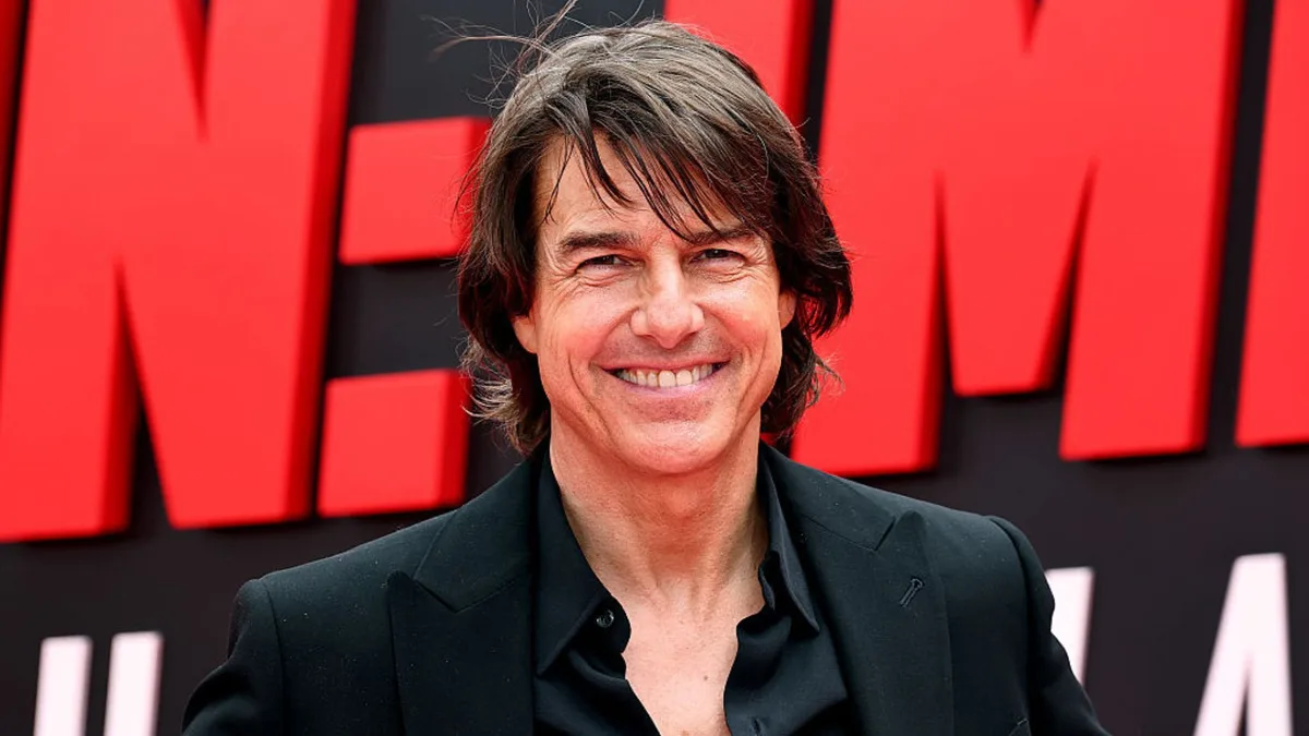Tom Cruise diz que Taylor Swift lhe deu uma aula sobre futebol americano em jogo de abertura dos Chiefs