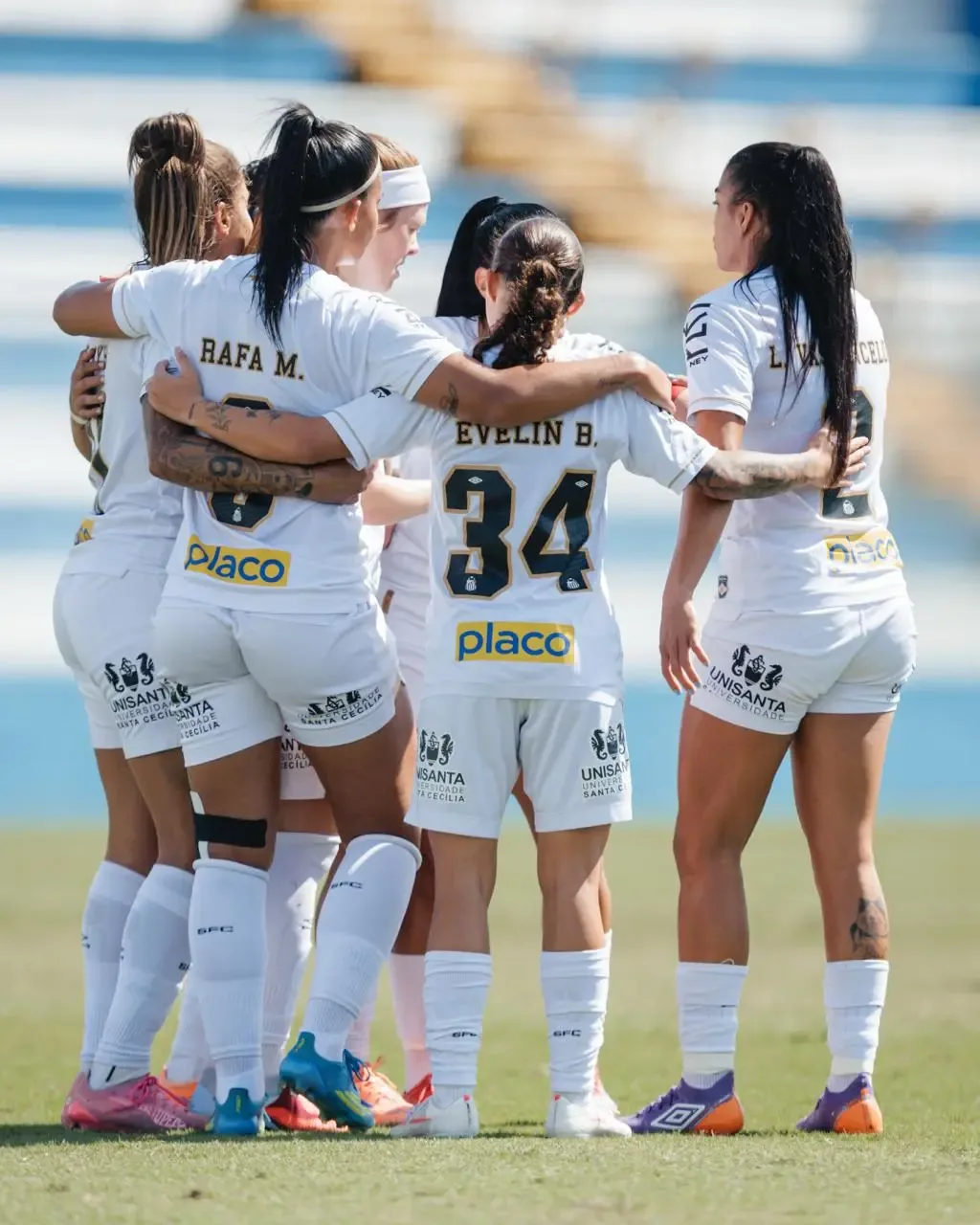 Vitória x Santos pelo Brasileirão feminino: veja prováveis escalações e onde assistir ao vivo