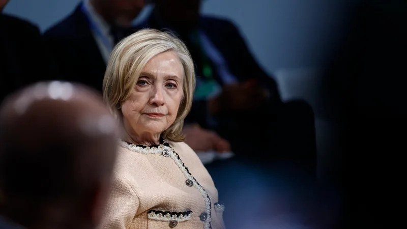 11-Septembre: 25 ans après, Hillary Clinton estime que les États-Unis ont "baissé la garde en matière de lutte contre le terrorisme"