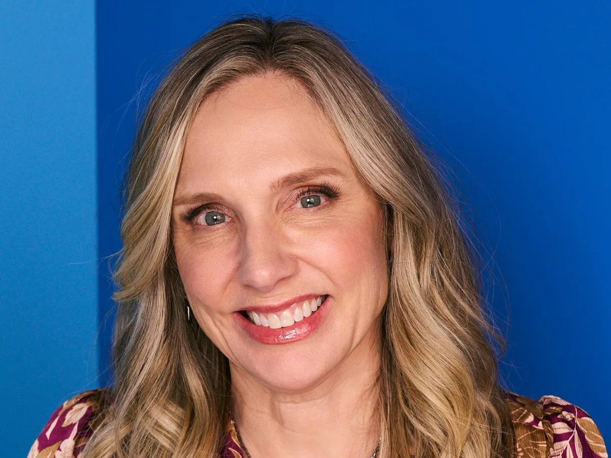 I'm a LinkedIn career expert. Skip 'doomjobbing' and do this instead.