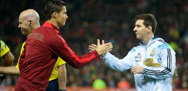 CR7 e Neymar se solidarizam com Messi após morte do pai: 'Muita força'