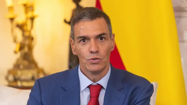 Sánchez insta população a seguir avisos face às fortes chuvas