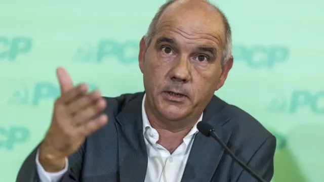 Raimundo critica "posicionamentos diferentes" do ministro Luís Neves