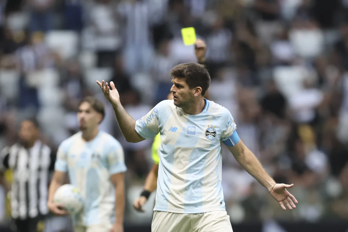 Kannemann leva terceiro amarelo em quatro jogos e desfalca o Grêmio; mais dois preocupam