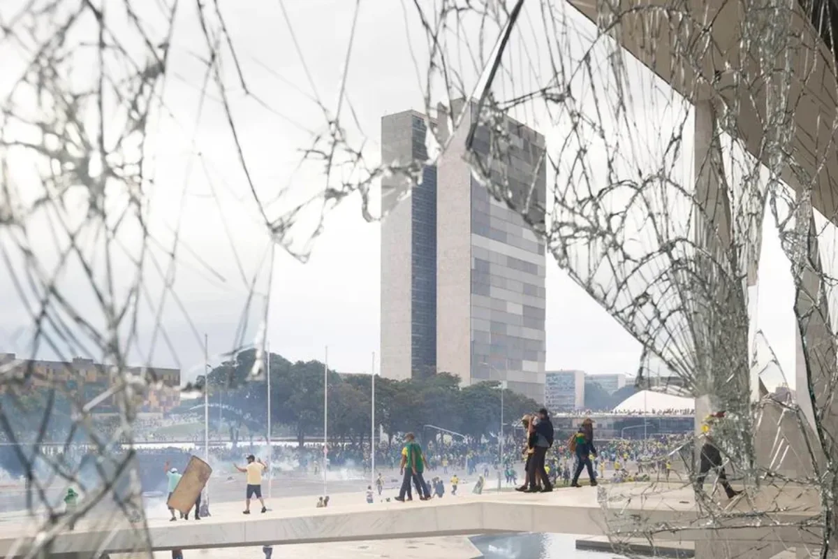 O golpe, a democracia e as eleições. Sem linchamentos (por Pedro Costa)