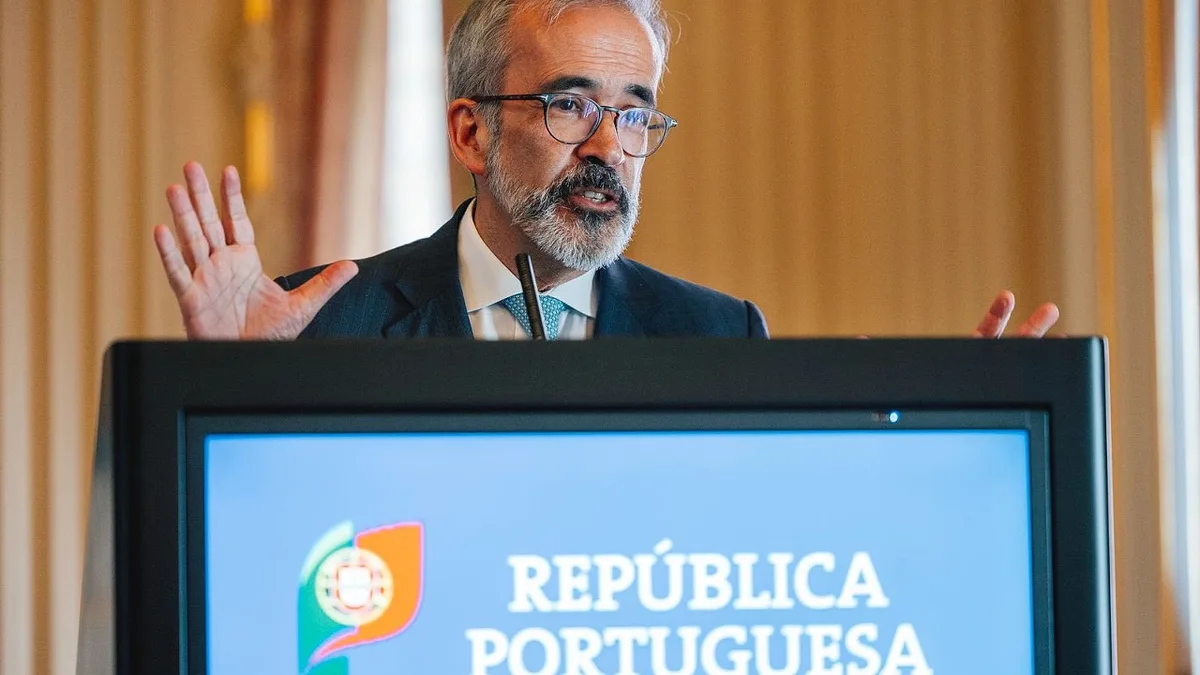 EUA são “único interlocutor” para o conflito da Ucrânia com a Rússia, afirma Rangel