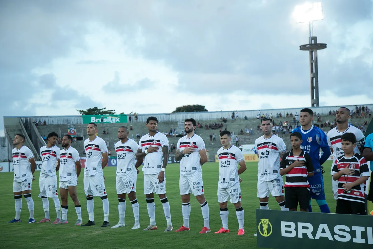 Santa Cruz aguarda fim da primeira fase da Série C para definir novas contratações
