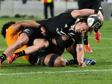 New Zealand beats Australia 50-19 to retain the Bledisloe Cup