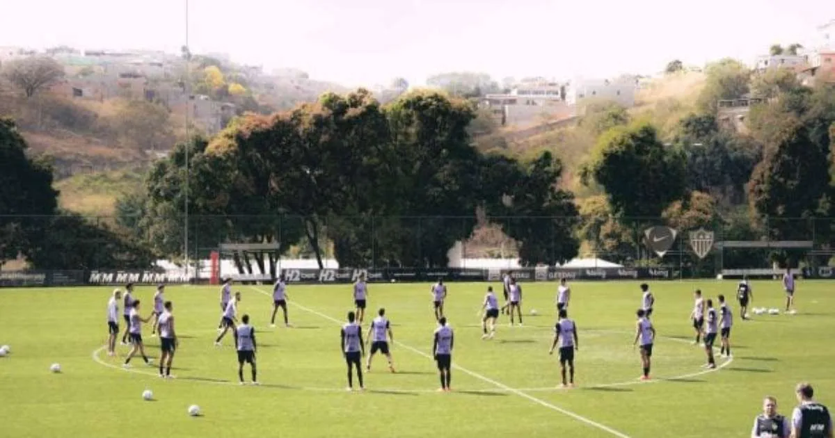 Atlético tem três baixas para encarar o Bragantino; veja relacionados
