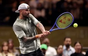 Kyrgios é suspenso do tênis após ser pego no antidoping por uso de cocaína