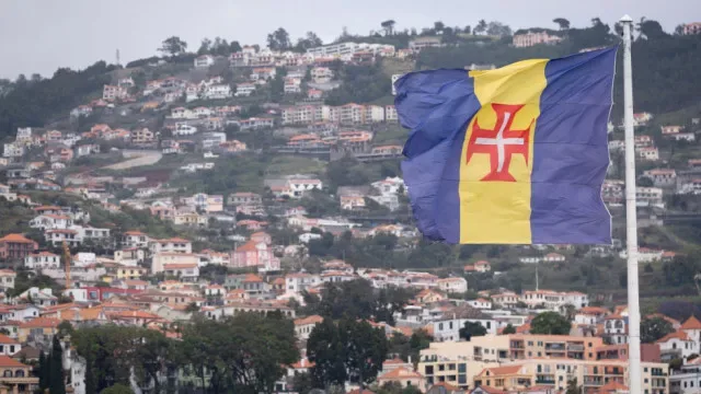 Aviso amarelo para tempo quente na Madeira prolongado até terça-feira