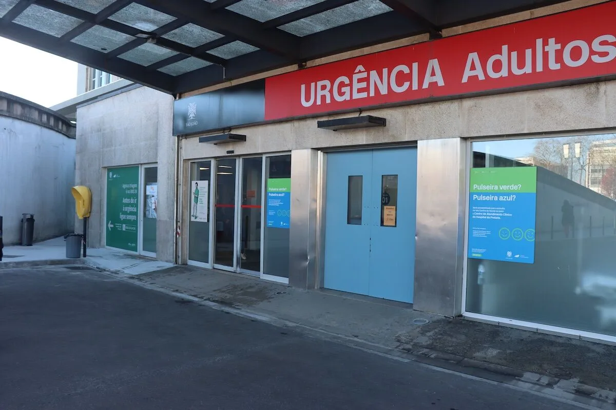 Direita quer estrangeiros não residentes a pagar no SNS