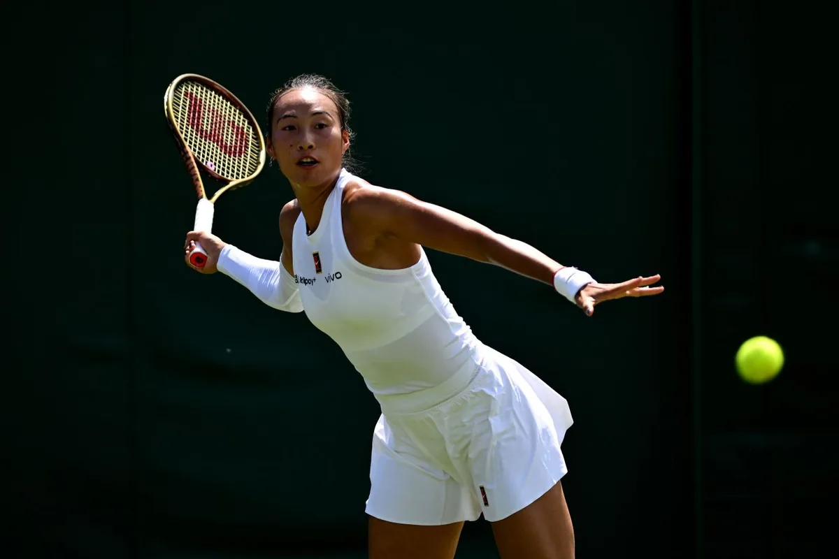 Чжэн Циньвэнь повторила антирекорд Рыбакиной на пути к финалу WTA-1000 в Пекине