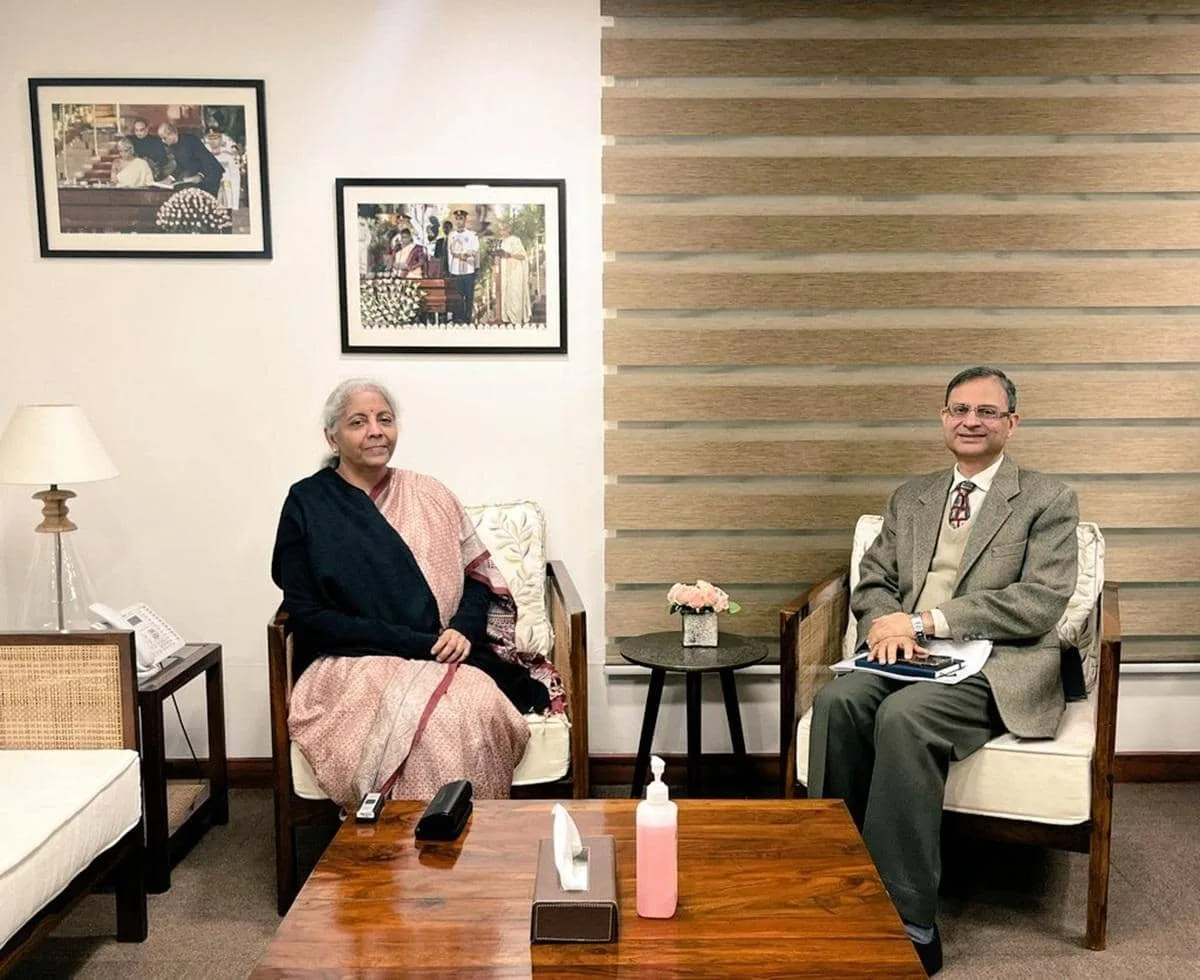 RBI Governor Sanjay Malhotra calls on Finance Minister Sitharaman
