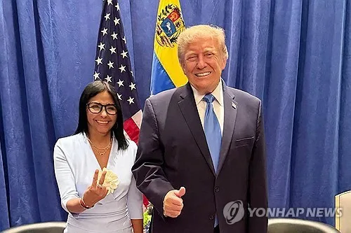 마두로 수감교도소 20분 거리에서 트럼프-로드리게스 첫 회동(종합)