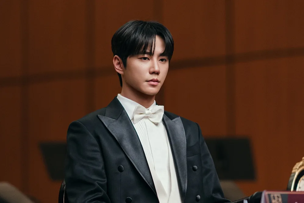 Lee Jun Young Refuses To Answer Questions About His Past In “Four Hands, Two Sonatas”