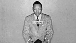 Martin Luther King e a carta que fez da prisão um argumento pela liberdade