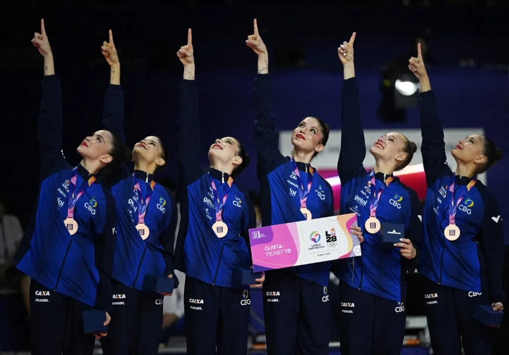 Ao som de Lady Gaga, ginástica rítmica do Brasil faz história e garante vaga para as Olimpíadas