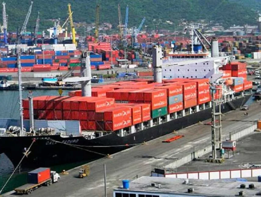 Venezuela conecta sus puertos con navieras internacionales