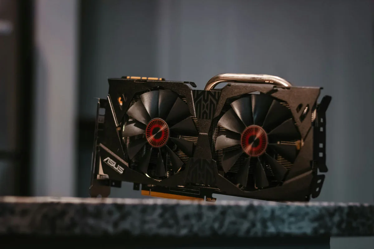 NVIDIA製品を中心に横ばいになっていたグラフィックカード価格が再び高騰