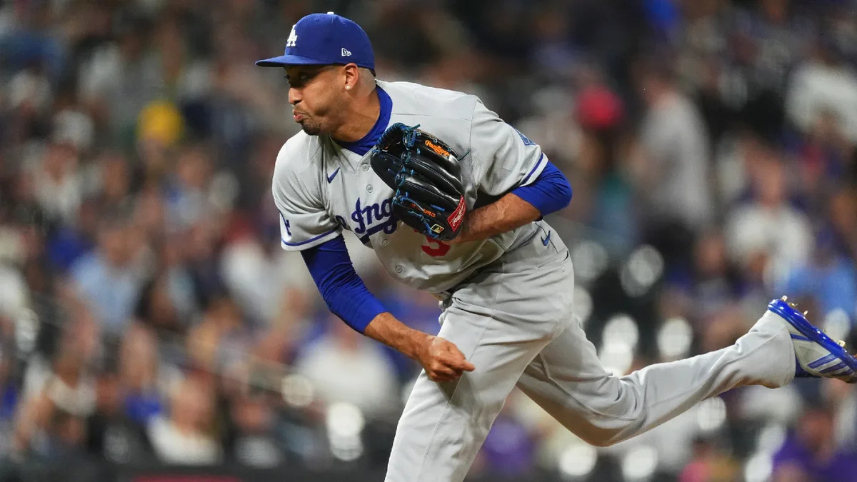 Dodgers place struggling closer Edwin Diaz on injured list
