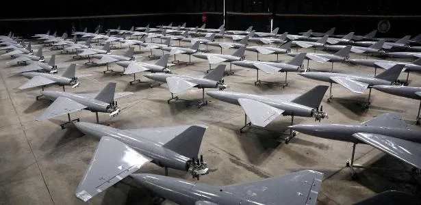 Irã avalia atacar alvos militares dos EUA na Europa em guerra, diz jornal