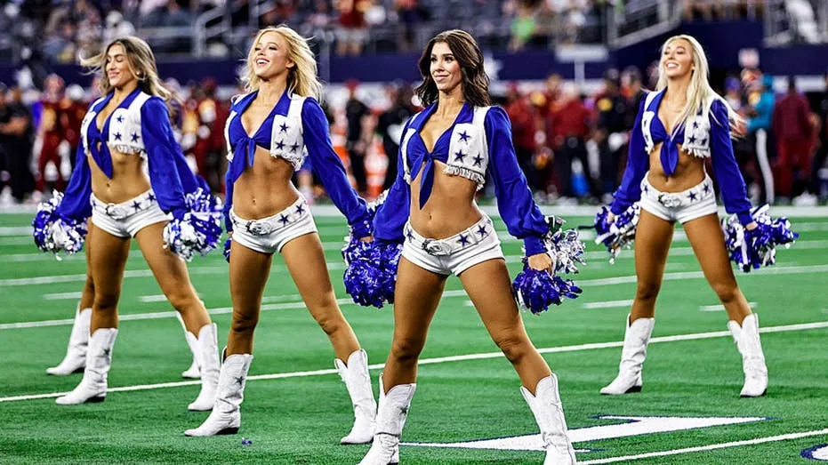 Dallas Cowboys Cheerleaders took over Lake Michigan, Elizabeth Hurley in a bikini & Butker is good from 69