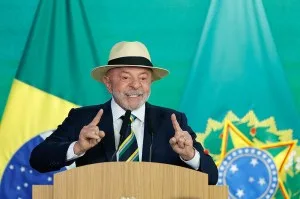 Lula diz Trump ‘está atrás de minerais críticos e petróleo’