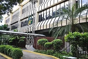 TJ-AP abre concurso com 15 vagas para juiz de Direito substituto