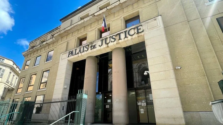 Enfant enfermé à Nîmes : le garçon placé en foyer, le père fait appel et lance une procédure contre l'État