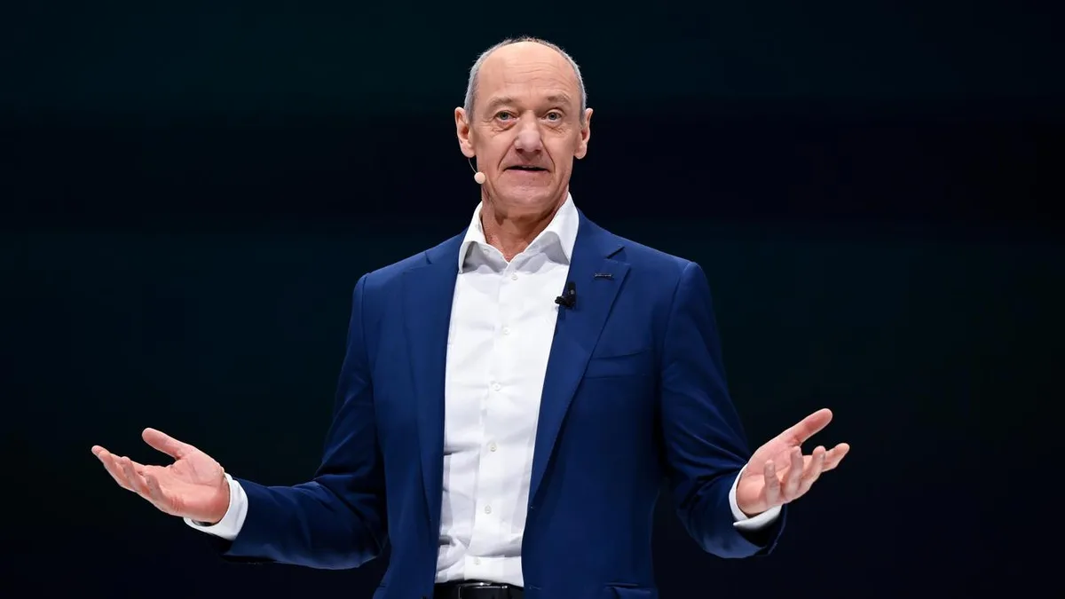 Roland Busch: Siemens-Chef warnt vor zu viel Regulierung bei KI