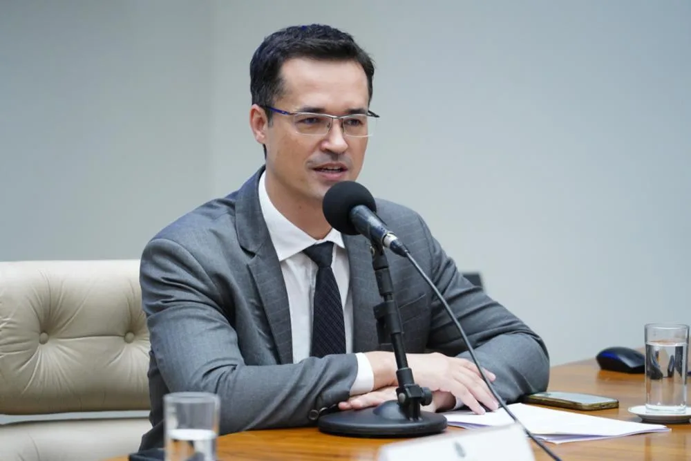 TSE tem maioria para manter suspensão da campanha de Deltan Dallagnol ao Senado