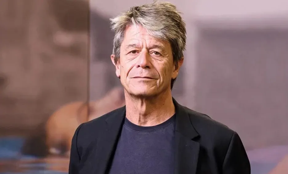 Emmanuel Carrère: ‘Contando uma história pessoal, podemos fazer algo universal’