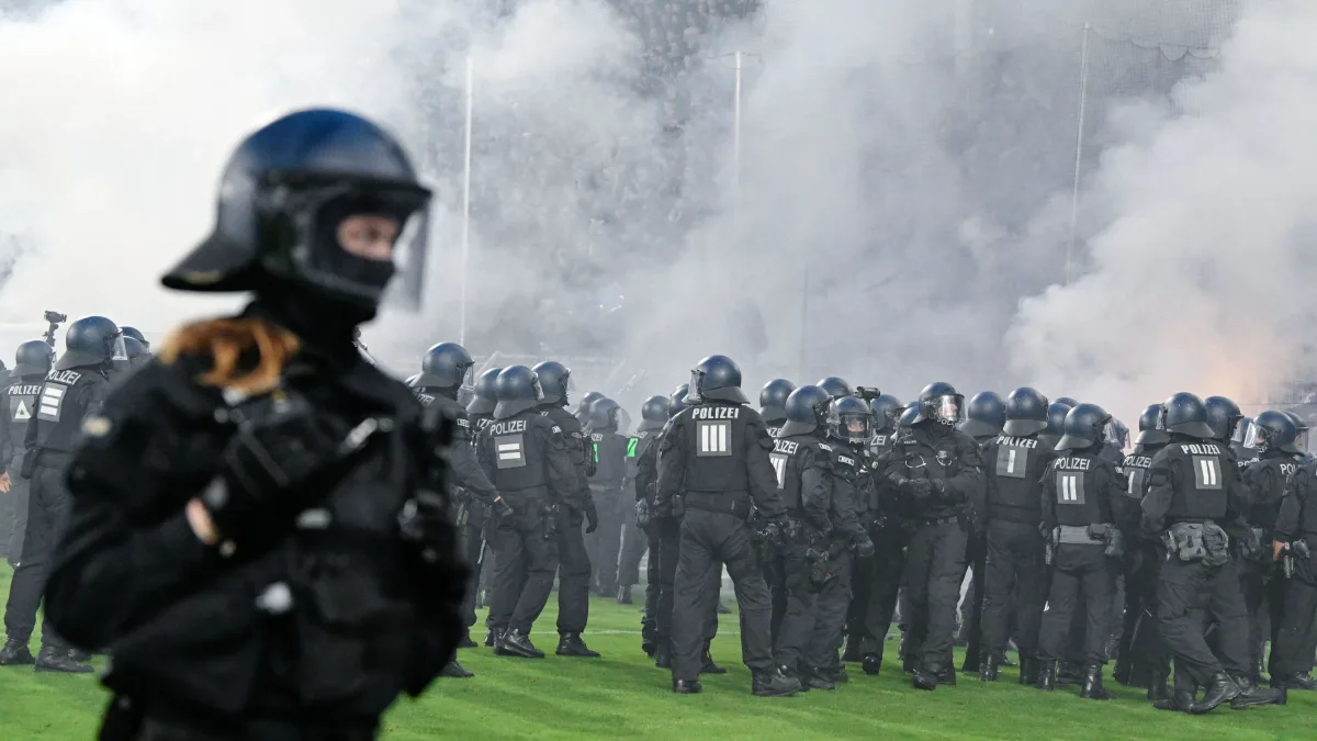 85 Verletzte in Mannheim: Innenminister: Wer so handelt, ist „kein Fan, sondern ein Krimineller“