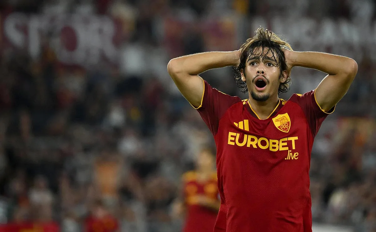 Rodrigo Mora estreia-se a titular e Roma arranca campeonato com goleada