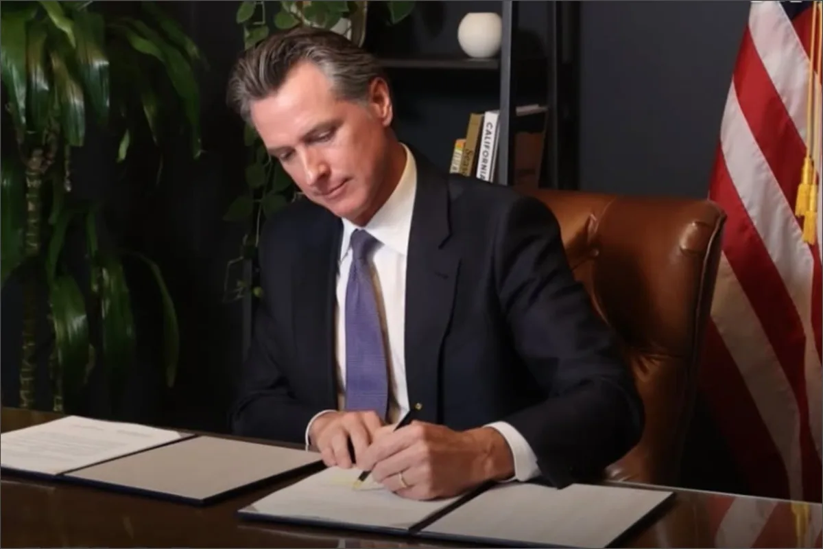 Oficial y confirmado: la ley firmada por Newsom que cambia para siempre las comidas en escuelas de California