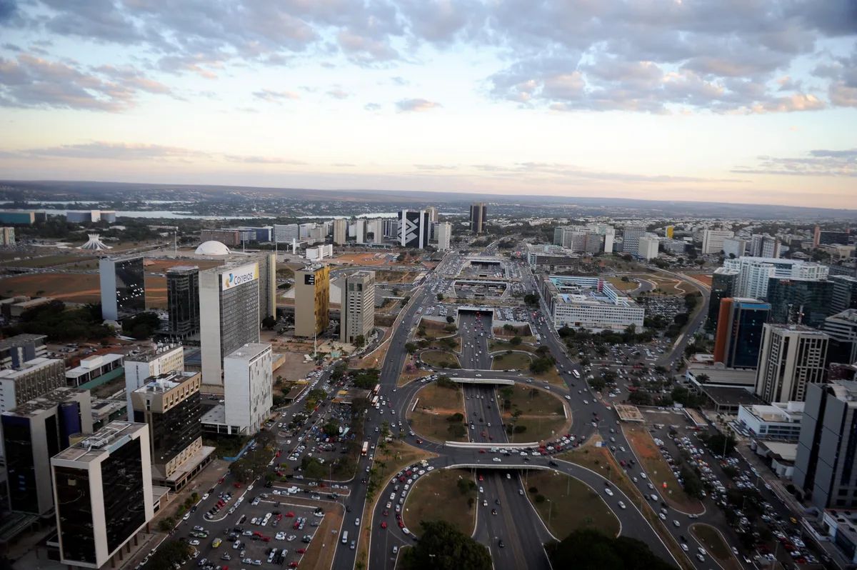 Brasília teve maior aumento de área urbanizada do país em três anos, diz IBGE