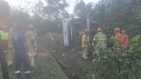 Veja imagens do acidente de ônibus que deixou nove mortos no RJ