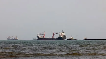 Premières frappes depuis un mois, île de Larak bombardée, riposte de Téhéran… Ce que l'on sait de la reprise des hostilités entre les Etats-Unis et l'Iran