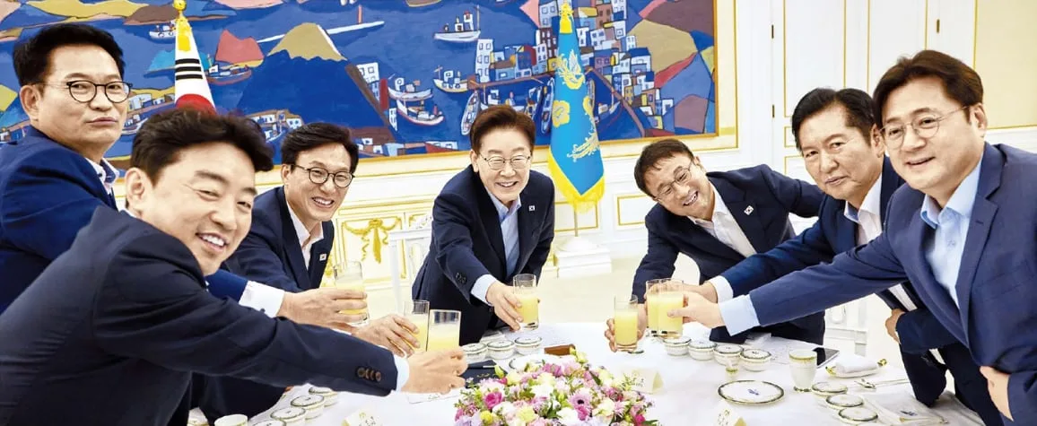 李 “당정청은 운명 공동체”… 당권 경쟁 3인과 만찬
