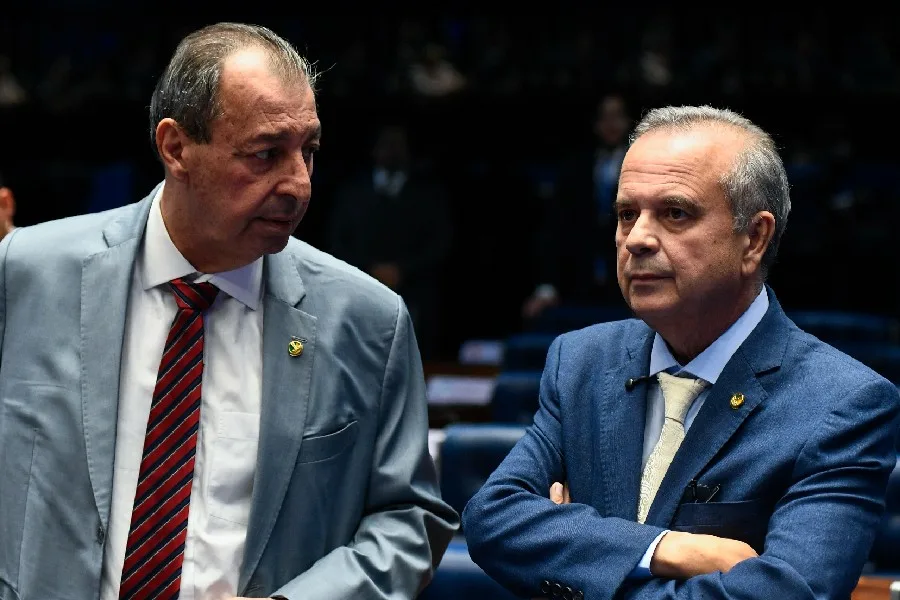 O fracasso da estratégia da oposição para tentar mudar PEC do fim da escala 6×1