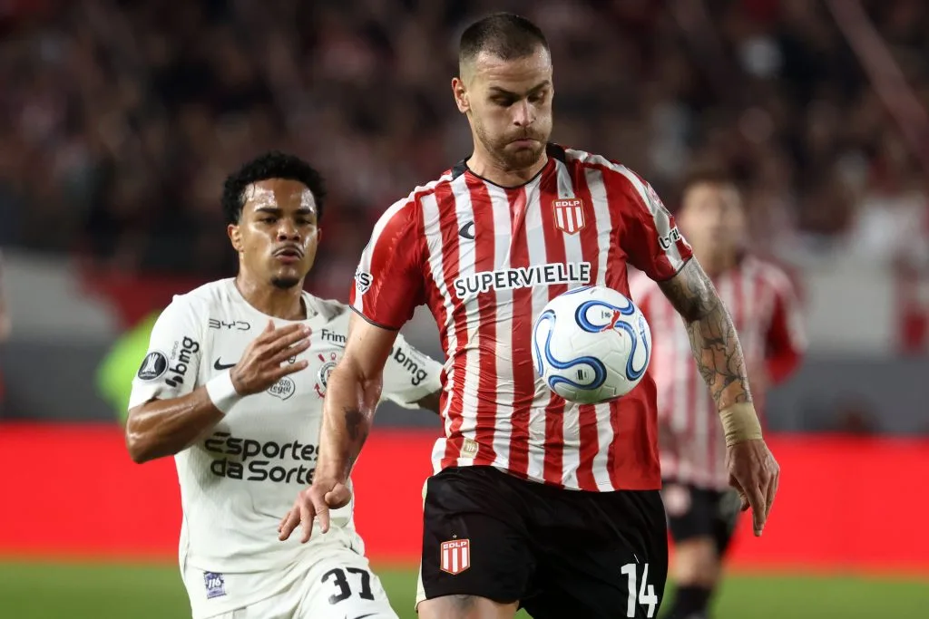 Corinthians x Estudiantes: Prováveis escalações, arbitragem, onde assistir, retrospecto e palpites.