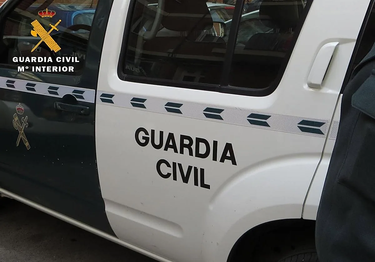 Denunciados tres hombres por la venta de vapeadores irregulares en Cuenca