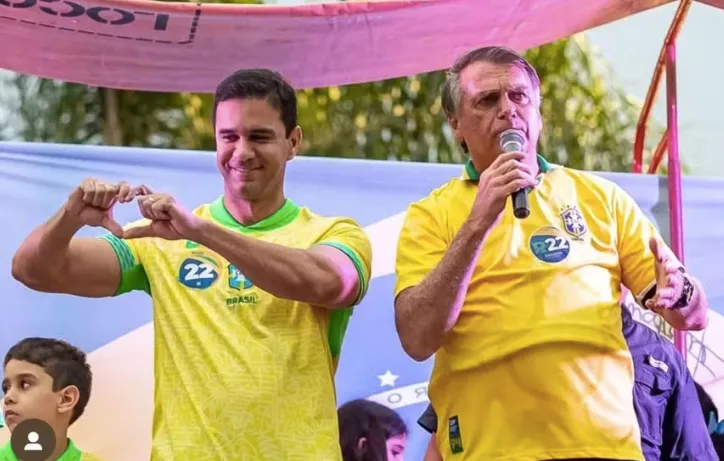 “Renato Araújo do Bolsonaro”: empresário amigo de Flávio é investigado por corrupção na Educação