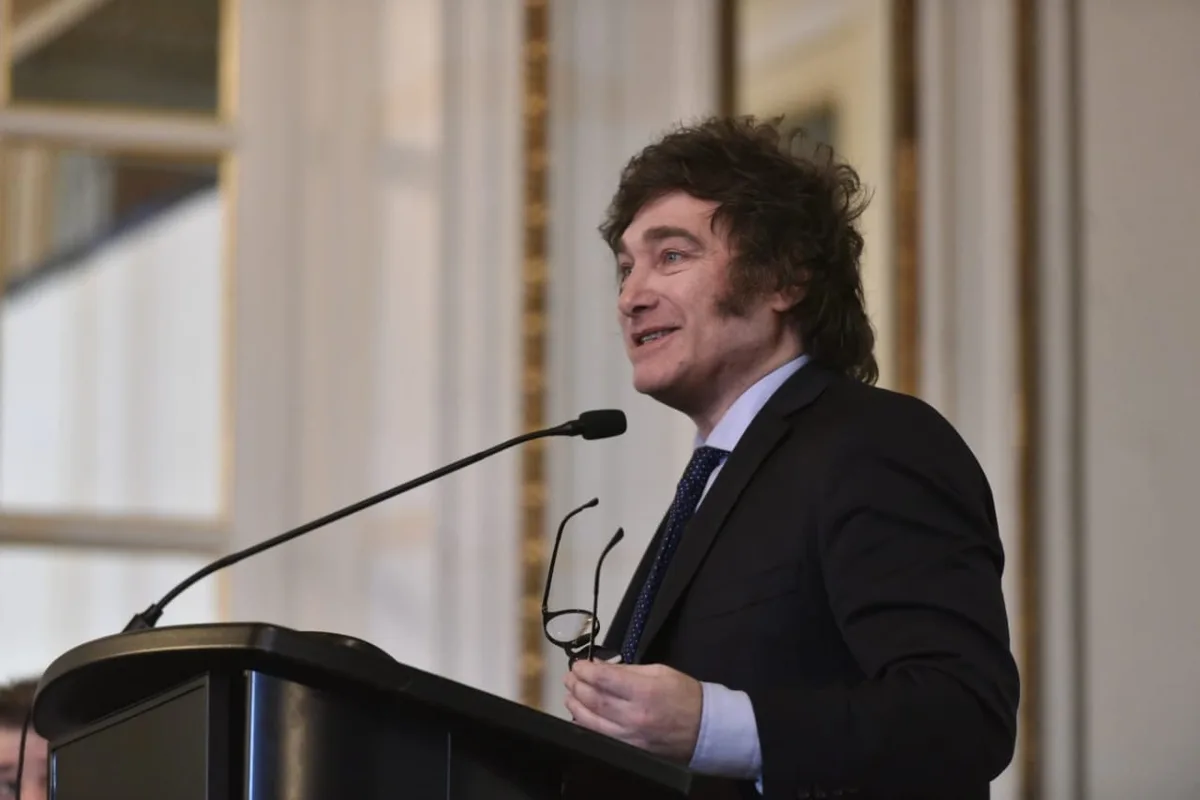 Milei: “Tengo USD 125.000 millones en la billetera para enfrentar una corrida el año que viene”