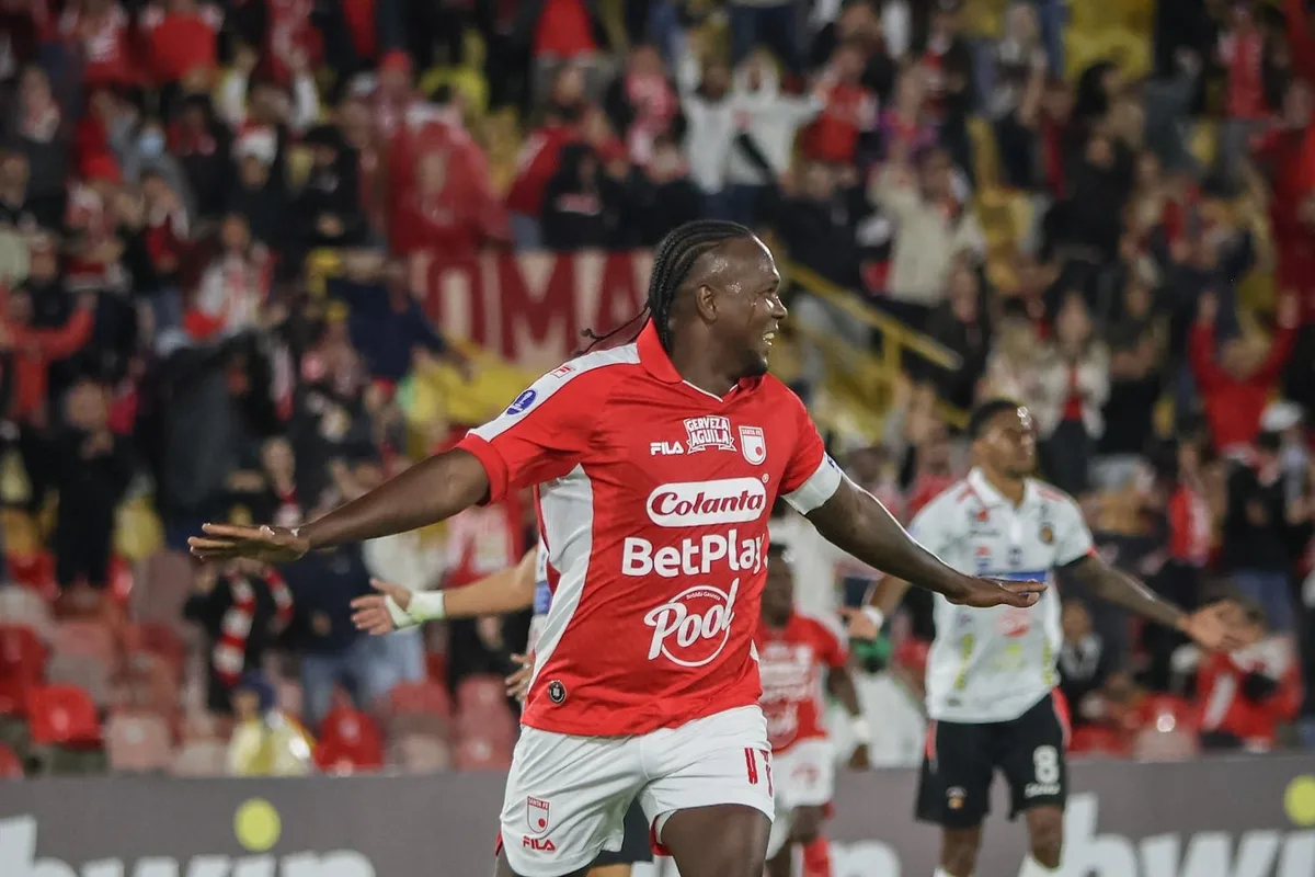 Independiente Santa Fe: un goleador de 41 años y un entrenador que ya dio el golpe en el Monumental